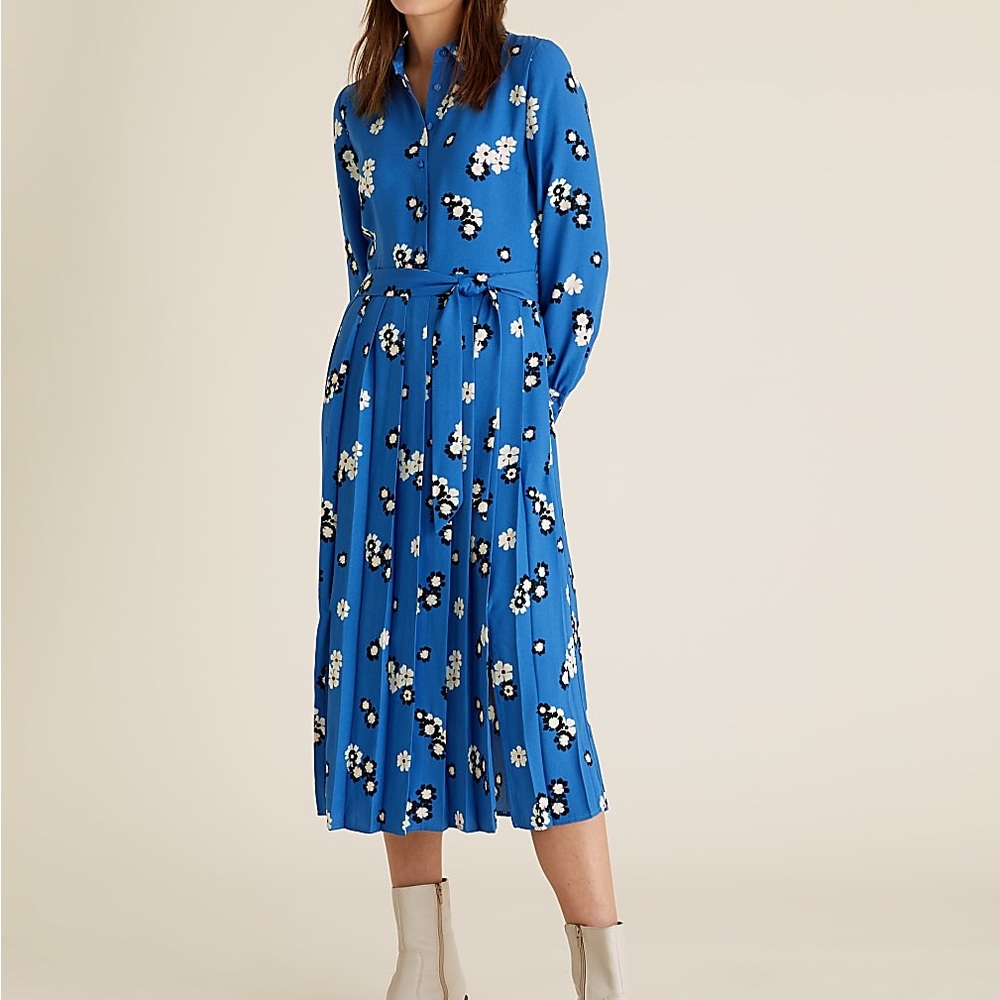 Elegant Blue Floral Long Sleeve Dress